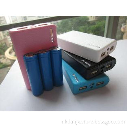 Compact Fast Charge Power Bank , Colorful Handy Power Mobil